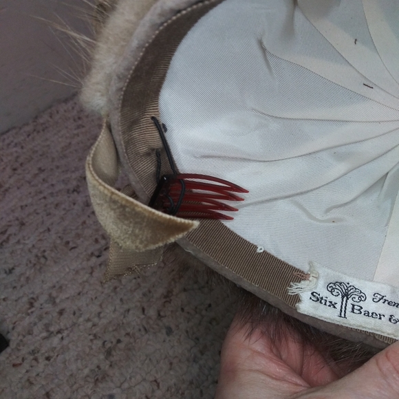 Vintage Stix Baer & Fuller Velvet Bow Trimmed Oval Brown Mink Hat - Picture 9 of 12